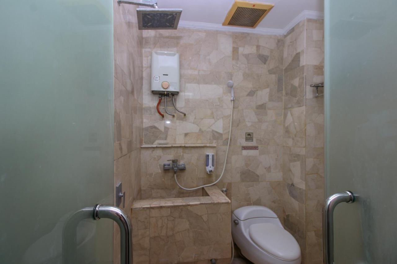 Sky Hotel Buah Batu 1 בנדונג מראה חיצוני תמונה